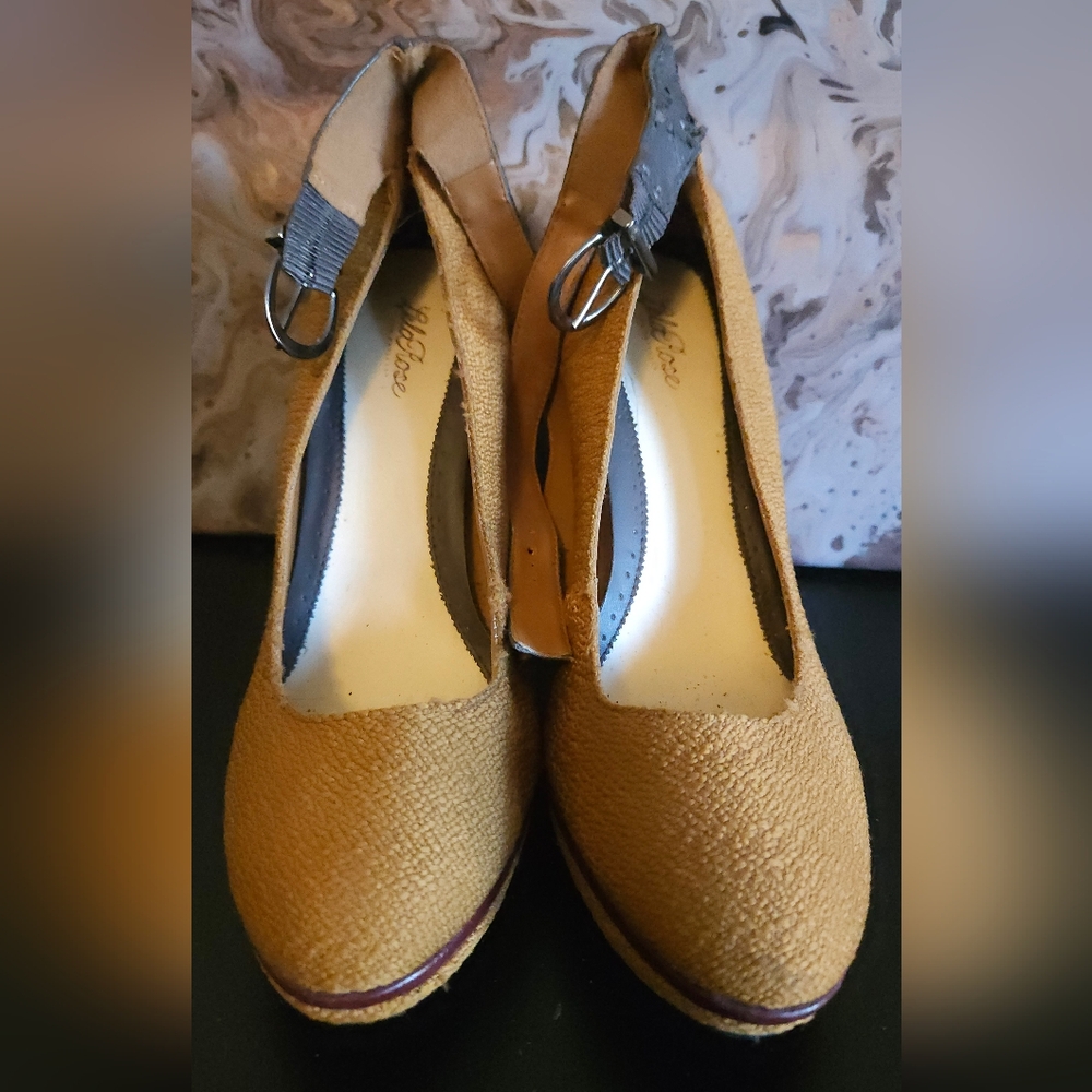 LelaRose high heel pumps size 11